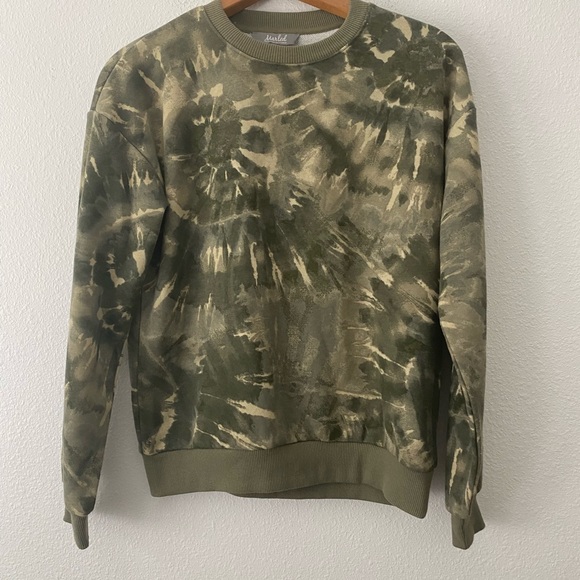 Marled Green Tie Dye Green Crew Neck Sweater - Picture 1 of 3